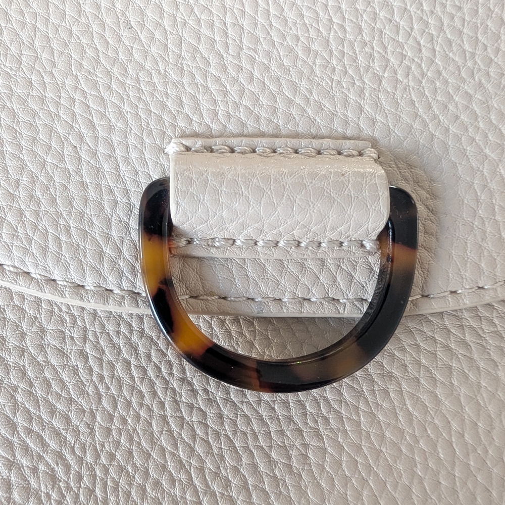 NWT Banana Republic Tortoise Ring Crossbody - Picture 3 of 5